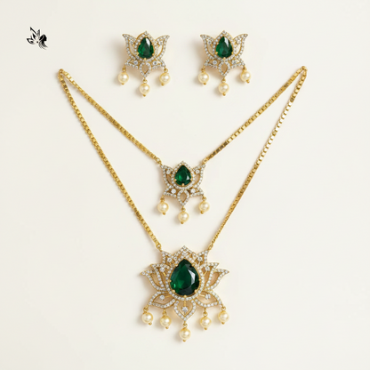 Emerald Green Stone Polki Necklace Set with Matching Earrings